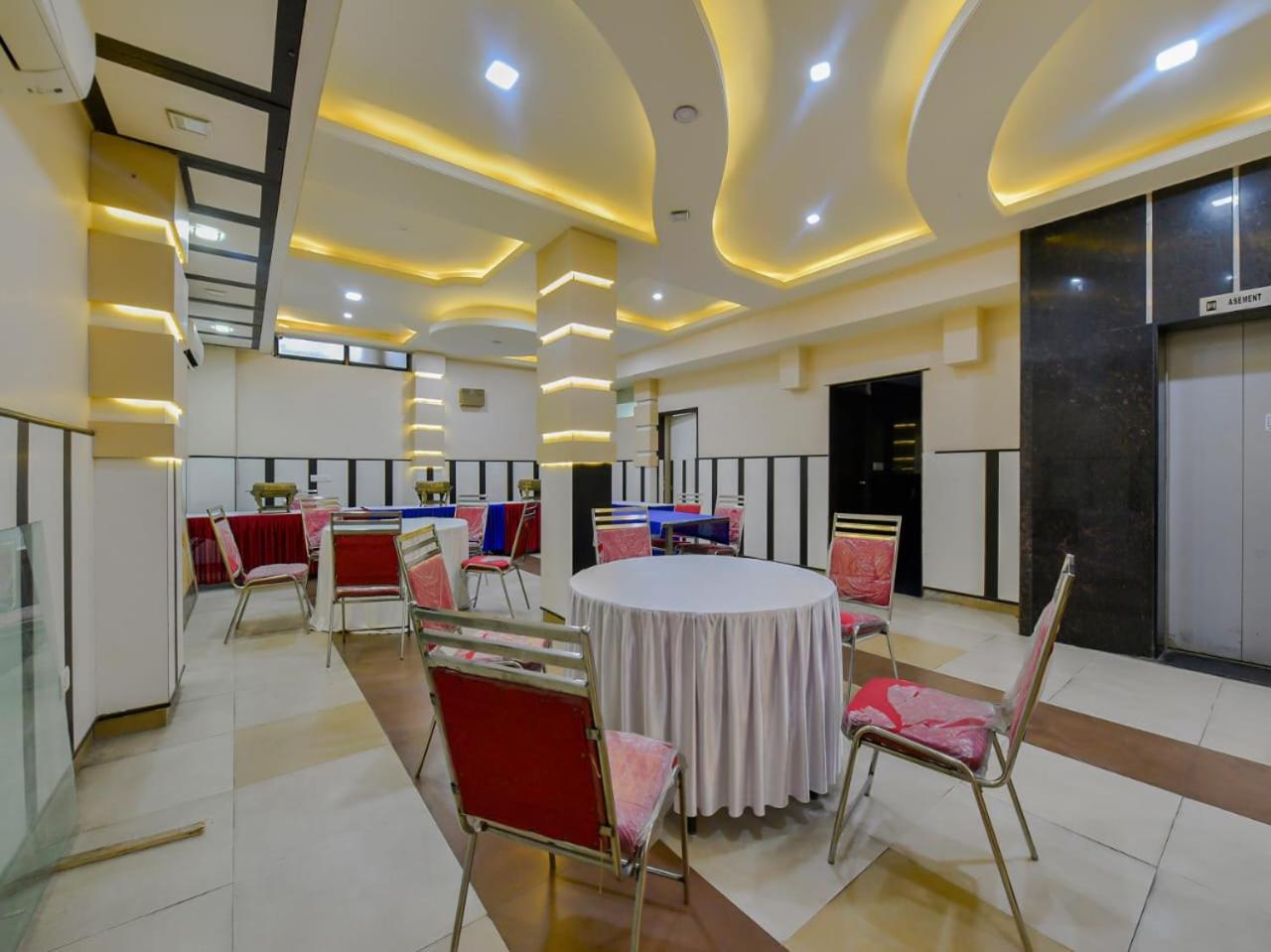 ニューデリー Plazzo Prime Plaza At Delhi Airport Bed & Breakfast エクステリア 写真
