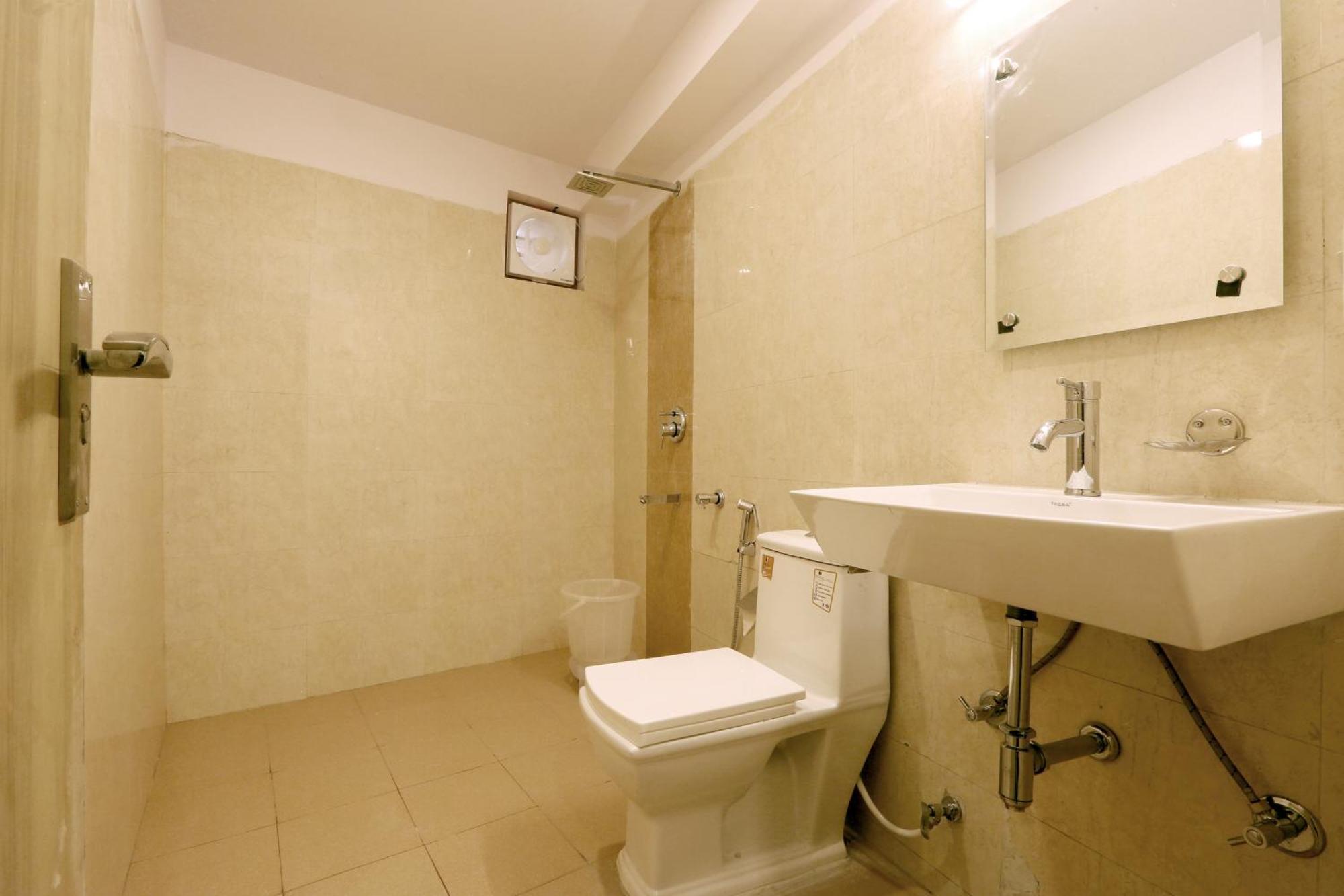 ニューデリー Plazzo Prime Plaza At Delhi Airport Bed & Breakfast エクステリア 写真