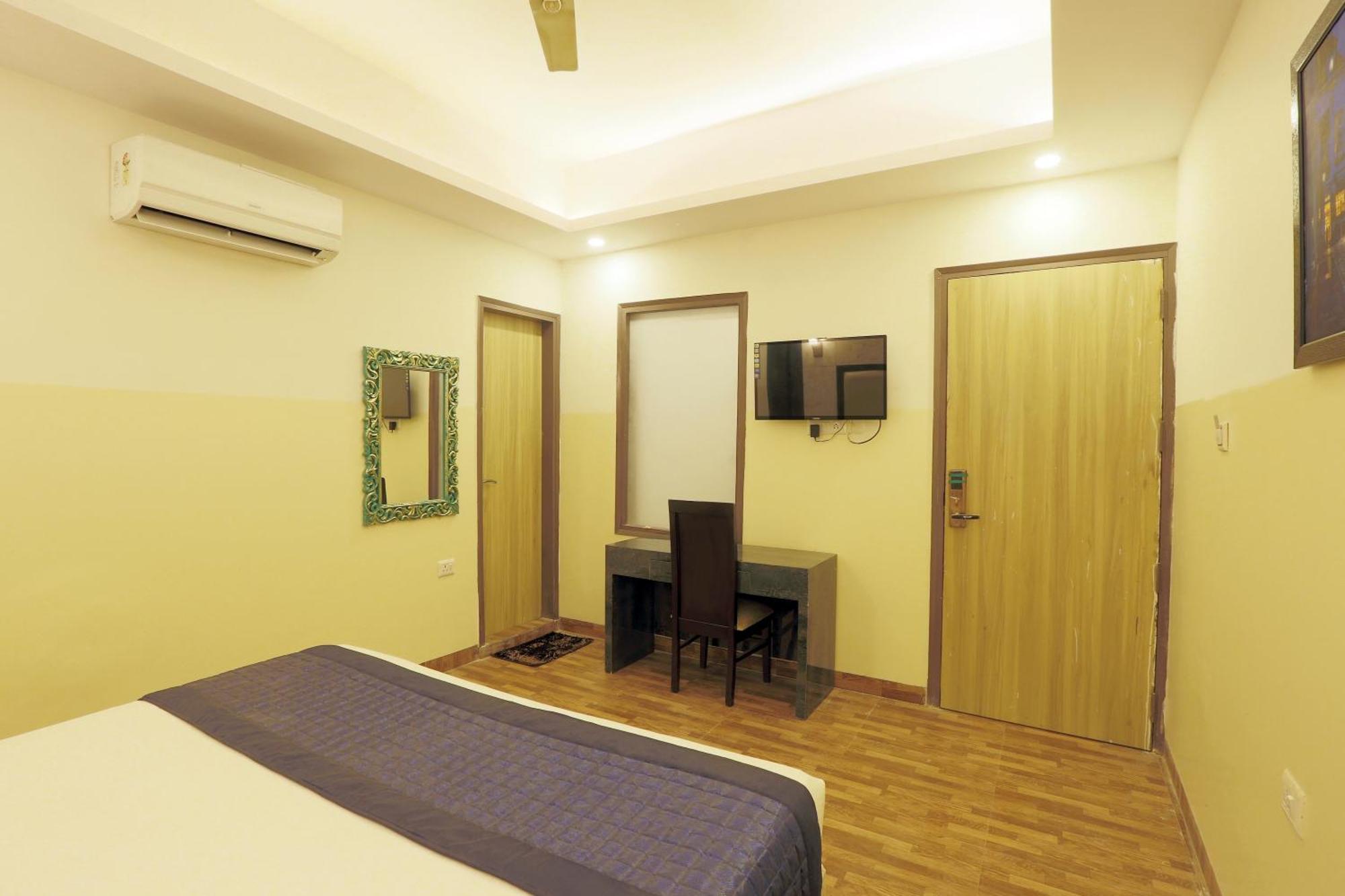 ニューデリー Plazzo Prime Plaza At Delhi Airport Bed & Breakfast エクステリア 写真