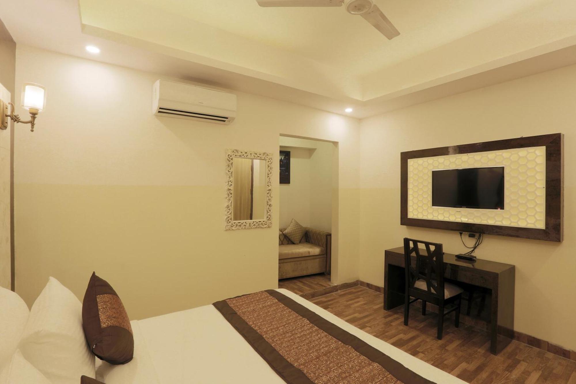 ニューデリー Plazzo Prime Plaza At Delhi Airport Bed & Breakfast エクステリア 写真