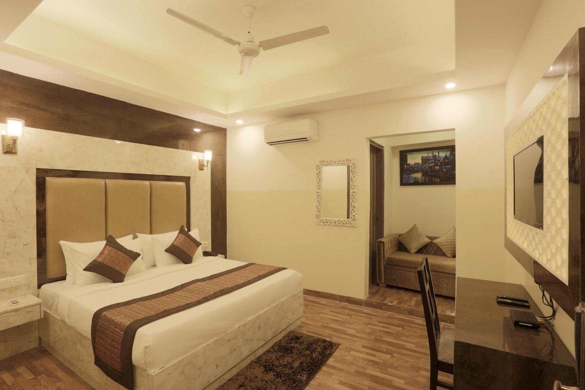 ニューデリー Plazzo Prime Plaza At Delhi Airport Bed & Breakfast エクステリア 写真