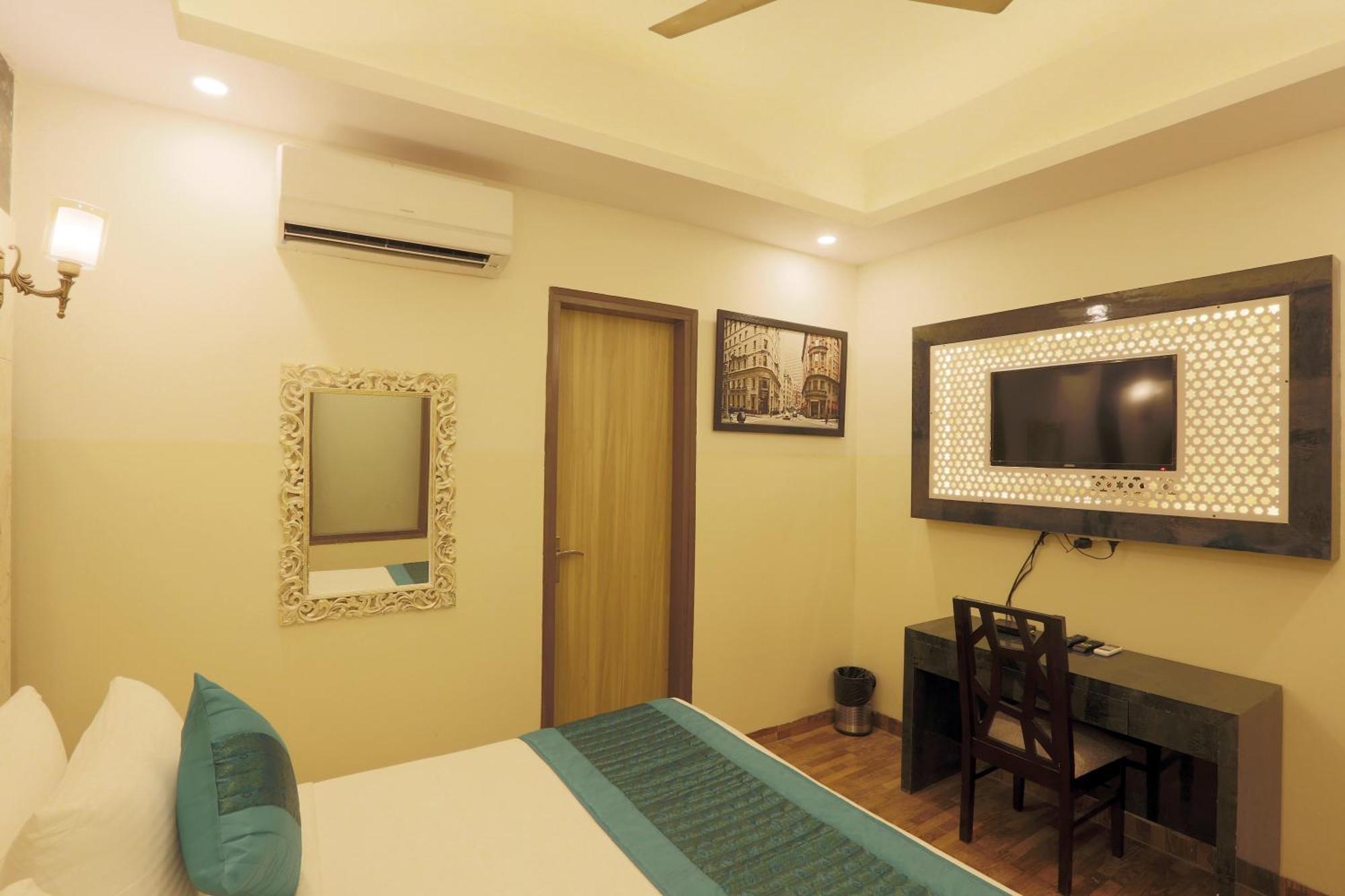 ニューデリー Plazzo Prime Plaza At Delhi Airport Bed & Breakfast エクステリア 写真