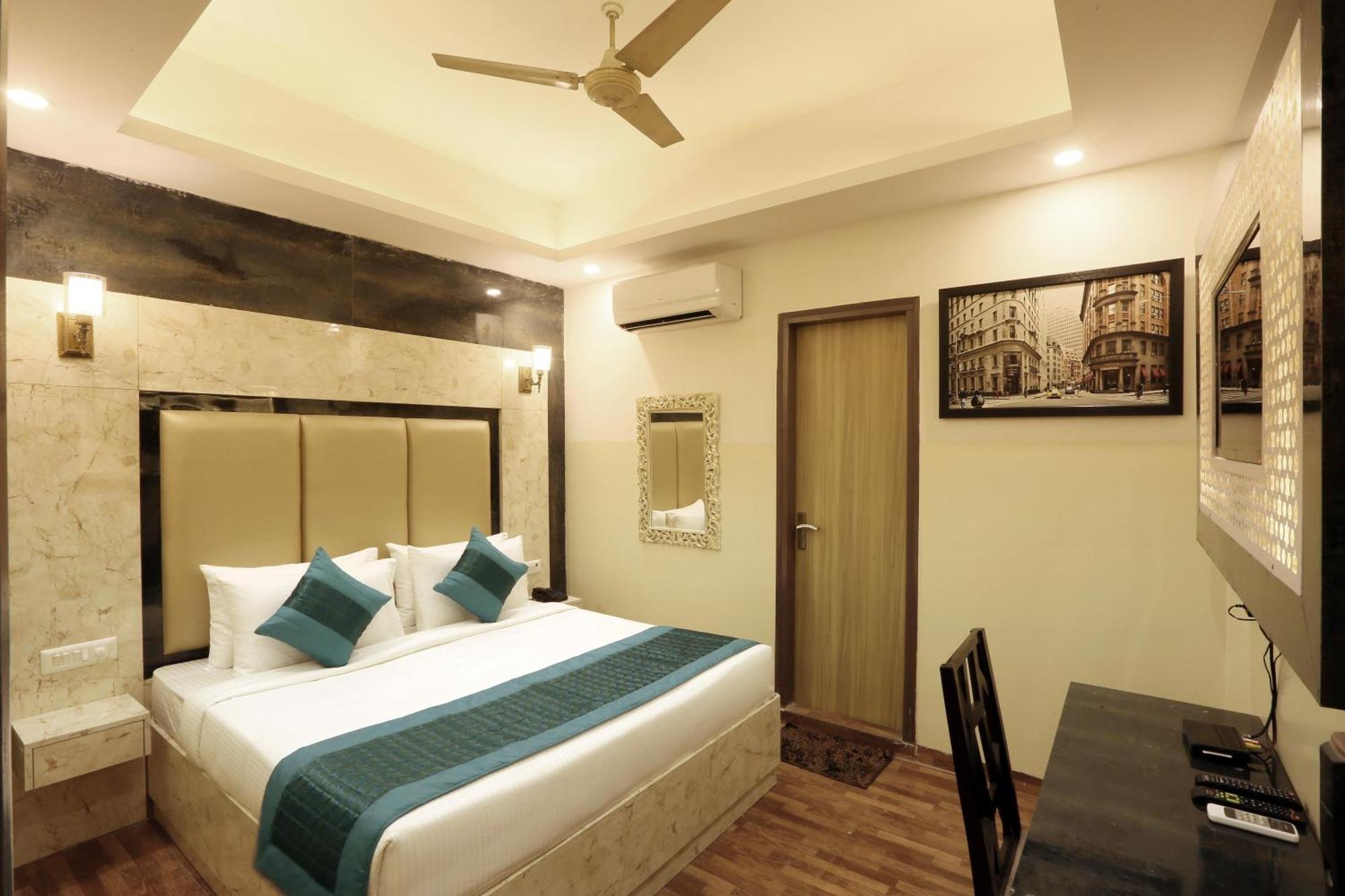 ニューデリー Plazzo Prime Plaza At Delhi Airport Bed & Breakfast エクステリア 写真