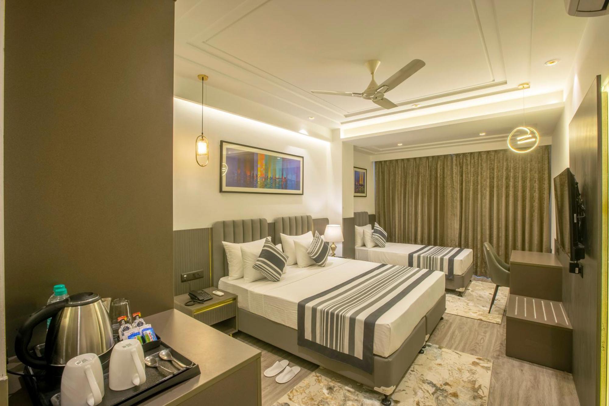 ニューデリー Plazzo Prime Plaza At Delhi Airport Bed & Breakfast エクステリア 写真